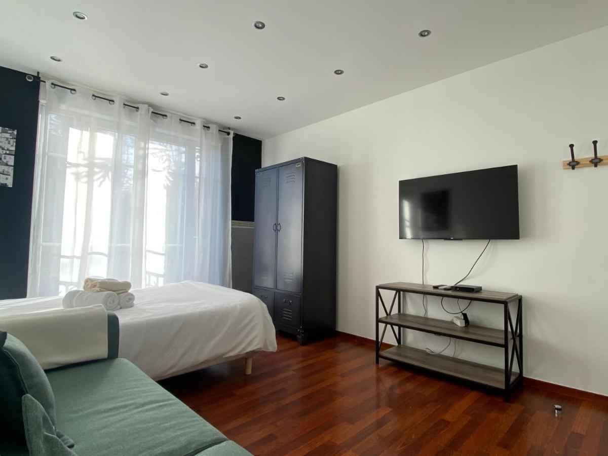 Residence 4T - 33 Bis Avenue Gaston Chauvin อุลเน-ซู-บัว ภายนอก รูปภาพ