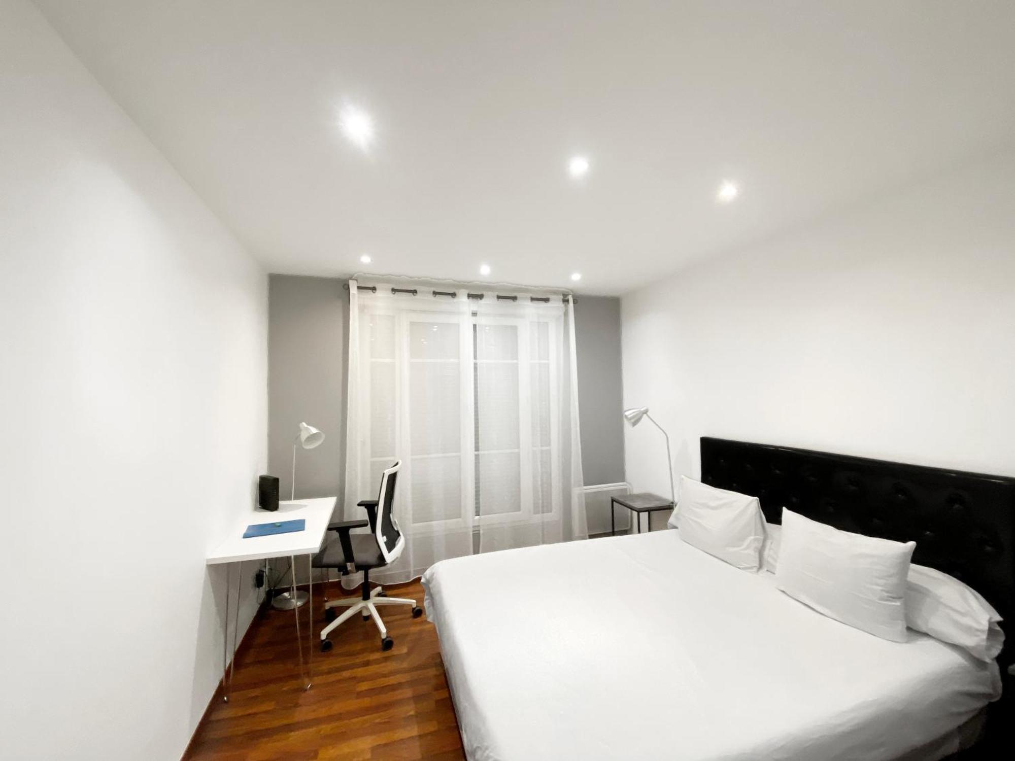 Residence 4T - 33 Bis Avenue Gaston Chauvin อุลเน-ซู-บัว ภายนอก รูปภาพ